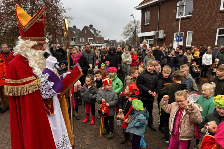 intocht sinterklaas rossum