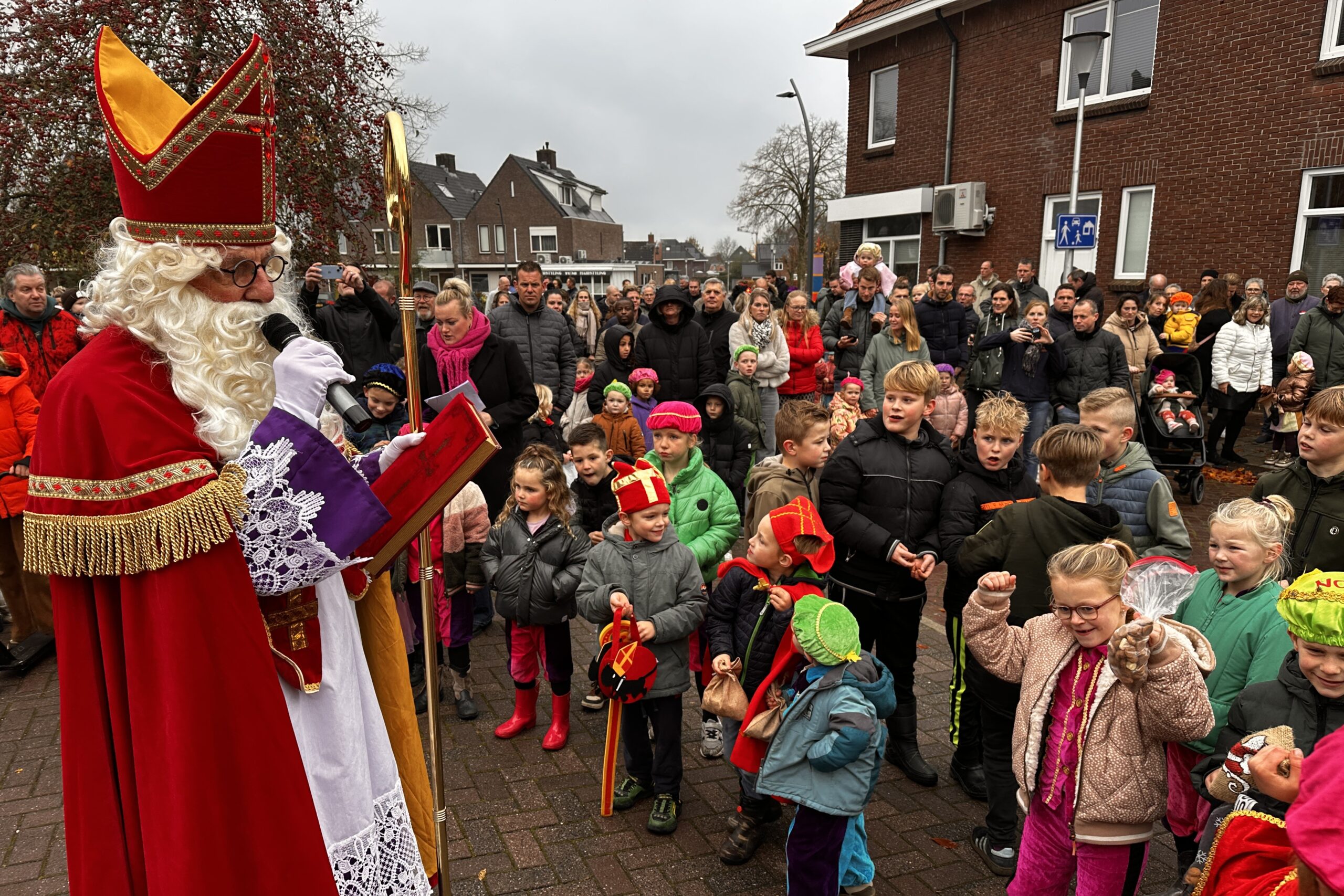 intocht sinterklaas rossum